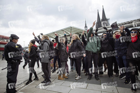 Pro NRW Gegendemo in Köln