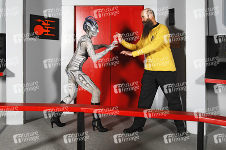 WORKING ART: Raumschiff-Captain / Starship Captain Bodypainting