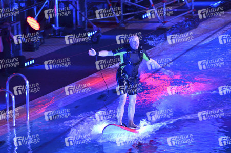 TV Show 'TV total Turmspringen 2015' in München