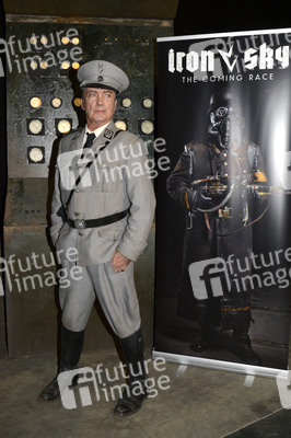 Dreharbeiten zu 'Iron Sky: The Coming Race' in Lint