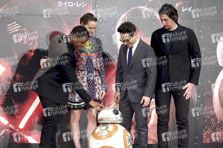 Pressekonferenz zu 'Star Wars: Episode VII - Das Erwachen der Macht' in Urayasu