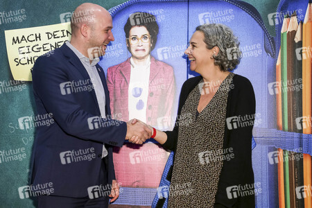 Filmpremiere 'Hilfe, ich hab meine Lehrerin geschrumpft' in Frankfurt