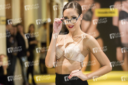 Wonderbra Fashion Show in Madrid