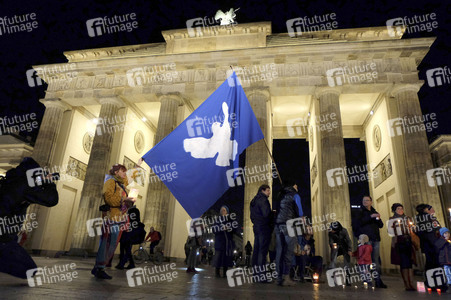 Lichterkette für Frieden und Toleranz in Berlin