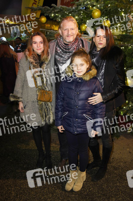Premiere vom 12. Roncalli Weihnachtscircus in Berlin