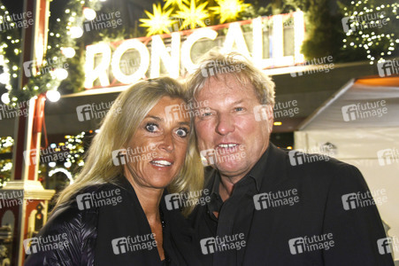 Premiere vom 12. Roncalli Weihnachtscircus in Berlin