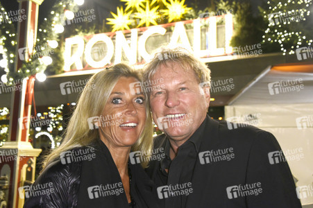 Premiere vom 12. Roncalli Weihnachtscircus in Berlin