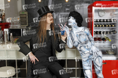 DOOR ART: Kühlschranktür / Icebox Door Bodypainting
