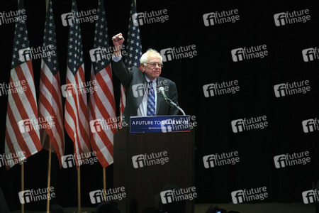 Bernie Sanders spricht im Rathaus in New York