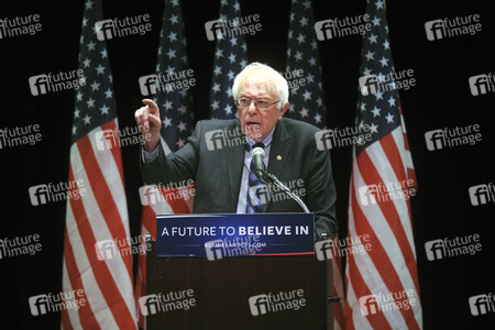 Bernie Sanders spricht im Rathaus in New York