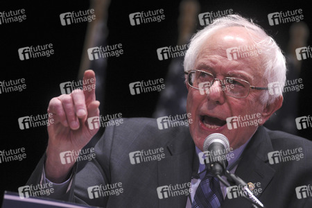 Bernie Sanders spricht im Rathaus in New York