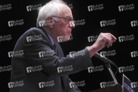 Bernie Sanders spricht im Rathaus in New York
