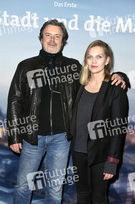 Premiere 'Die Stadt und die Macht' in Berlin