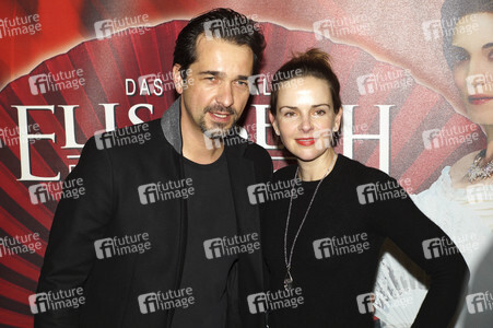 Premiere 'Elisabeth - Das Musical' in Berlin