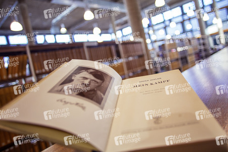 Adolf Hitler Buch 'Mein Kampf'