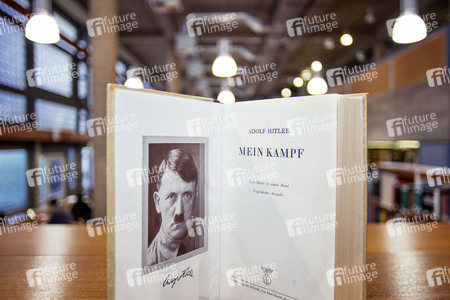 Adolf Hitler Buch 'Mein Kampf'