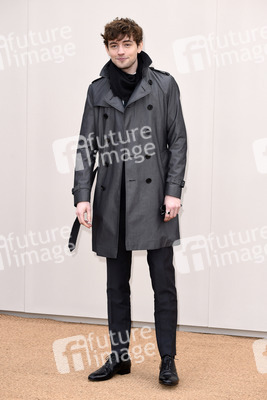 Burberry Menswear A/W 16 Fashion Show in London