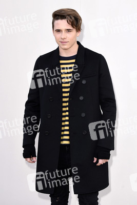 Burberry Menswear A/W 16 Fashion Show in London