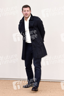 Burberry Menswear A/W 16 Fashion Show in London