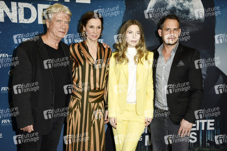 Filmpremiere 'Die dunkle Seite des Mondes' in Berlin