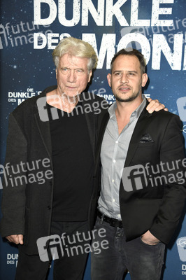 Filmpremiere 'Die dunkle Seite des Mondes' in Berlin