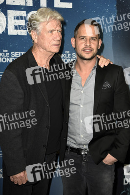 Filmpremiere 'Die dunkle Seite des Mondes' in Berlin
