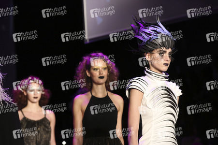 Maybelline New York Make-Up Runway Fashion Show auf der Mercedes-Benz Week Autumn/Winter 2016 in Berlin