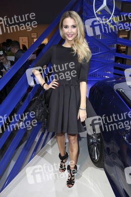 Maybelline New York Make-Up Runway Fashion Show auf der Mercedes-Benz Week Autumn/Winter 2016 in Berlin
