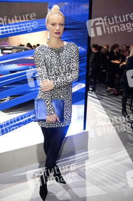 Maybelline New York Make-Up Runway Fashion Show auf der Mercedes-Benz Week Autumn/Winter 2016 in Berlin