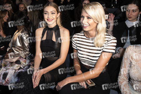 Maybelline New York Make-Up Runway Fashion Show auf der Mercedes-Benz Week Autumn/Winter 2016 in Berlin