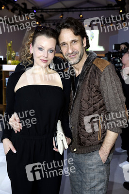 Lena Hoschek Fashion Show auf der Mercedes-Benz Week Autumn/Winter 2016 in Berlin