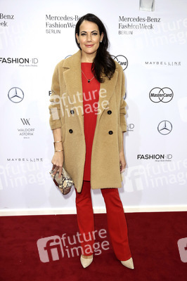 Marc Cain Fashion Show auf der Mercedes-Benz Fashion Week Autumn/Winter 2016 in Berlin