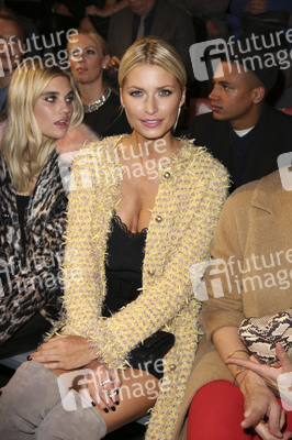 Marc Cain Fashion Show auf der Mercedes-Benz Fashion Week Autumn/Winter 2016 in Berlin