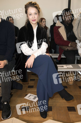 Nobi Talai Fashion Show auf der Mercedes-Benz Fashion Week Autumn/Winter 2016 in Berlin
