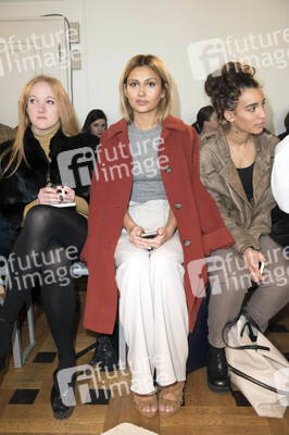 Nobi Talai Fashion Show auf der Mercedes-Benz Fashion Week Autumn/Winter 2016 in Berlin