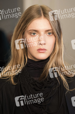 Nobi Talai Fashion Show auf der Mercedes-Benz Fashion Week Autumn/Winter 2016 in Berlin