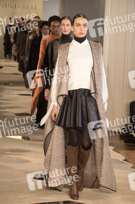 Nobi Talai Fashion Show auf der Mercedes-Benz Fashion Week Autumn/Winter 2016 in Berlin