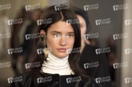 Nobi Talai Fashion Show auf der Mercedes-Benz Fashion Week Autumn/Winter 2016 in Berlin