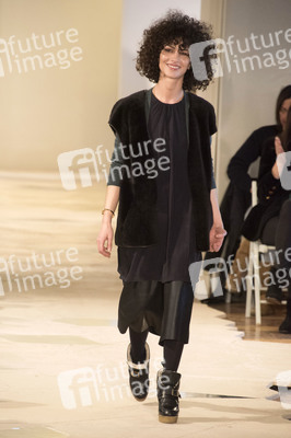 Nobi Talai Fashion Show auf der Mercedes-Benz Fashion Week Autumn/Winter 2016 in Berlin