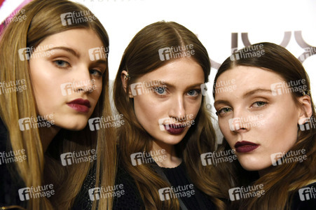 Marcel Ostertag Fashion Show auf der Mercedes-Benz Fashion Week Autumn/Winter 2016 in Berlin