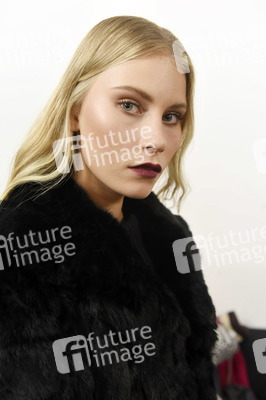 Marcel Ostertag Fashion Show auf der Mercedes-Benz Fashion Week Autumn/Winter 2016 in Berlin