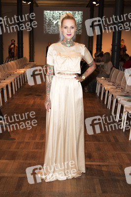 Marcel Ostertag Fashion Show auf der Mercedes-Benz Fashion Week Autumn/Winter 2016 in Berlin
