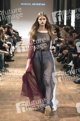 Marcel Ostertag Fashion Show auf der Mercedes-Benz Fashion Week Autumn/Winter 2016 in Berlin