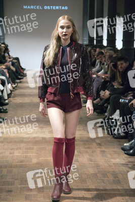 Marcel Ostertag Fashion Show auf der Mercedes-Benz Fashion Week Autumn/Winter 2016 in Berlin