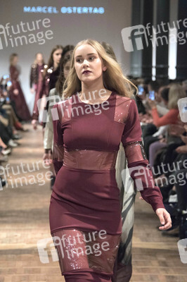 Marcel Ostertag Fashion Show auf der Mercedes-Benz Fashion Week Autumn/Winter 2016 in Berlin