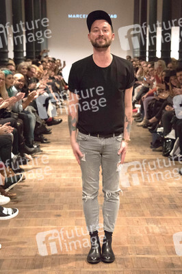 Marcel Ostertag Fashion Show auf der Mercedes-Benz Fashion Week Autumn/Winter 2016 in Berlin