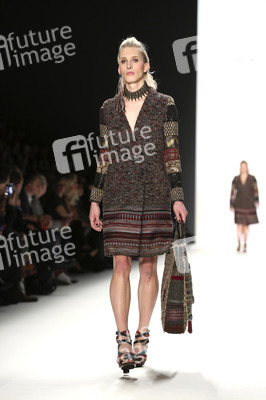 Riani Fashion Show auf der Mercedes-Benz Fashion Week Autumn/Winter 2016 in Berlin