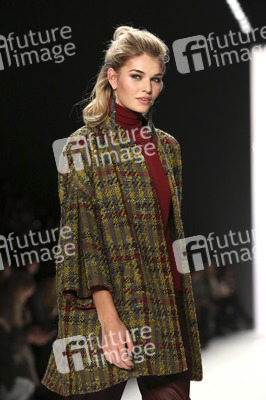 Riani Fashion Show auf der Mercedes-Benz Fashion Week Autumn/Winter 2016 in Berlin
