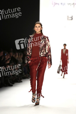 Riani Fashion Show auf der Mercedes-Benz Fashion Week Autumn/Winter 2016 in Berlin