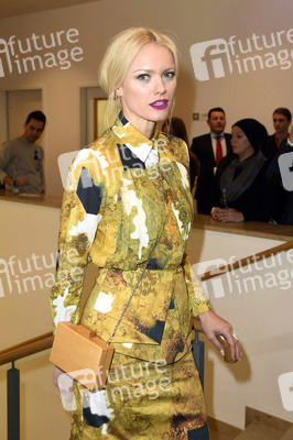 Kilian Kerner Fashion Show auf der Mercedes-Benz Fashion Week Autumn/Winter 2016 in Berlin
